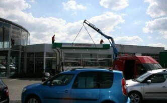 Adekaverkleidung-Annaberg-Skoda-Autohaus-1.jpg