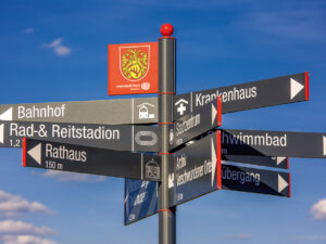 Fahnenwegweiser System XL